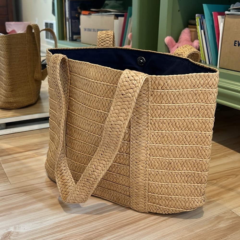Woven purse